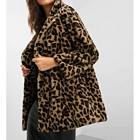 Leopard 🐆 Faux Fur Jacket - Animal Teddy coat style - Picture 3 of 5